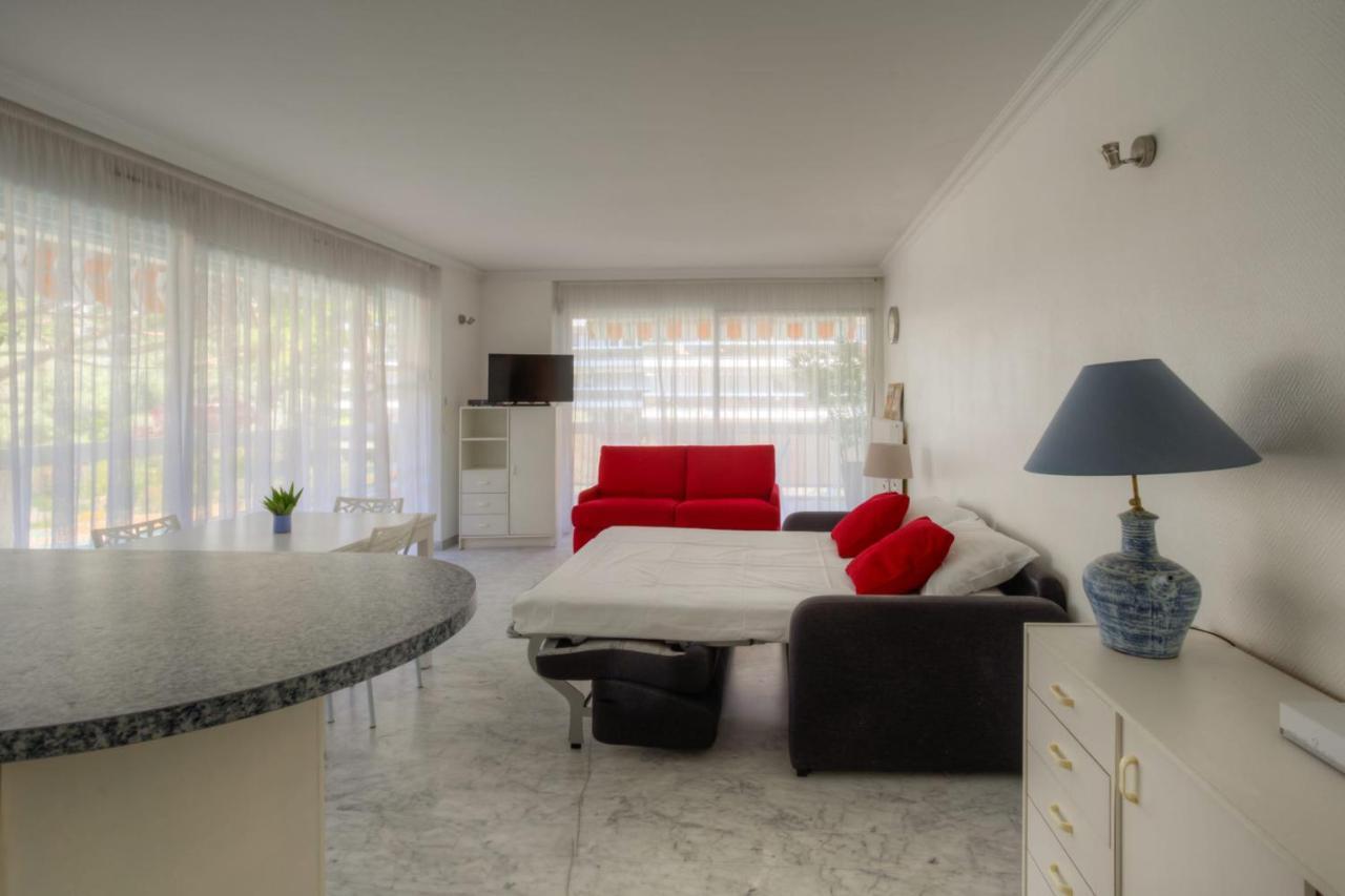 Les Lauriers Private Apartment Antibes Bagian luar foto