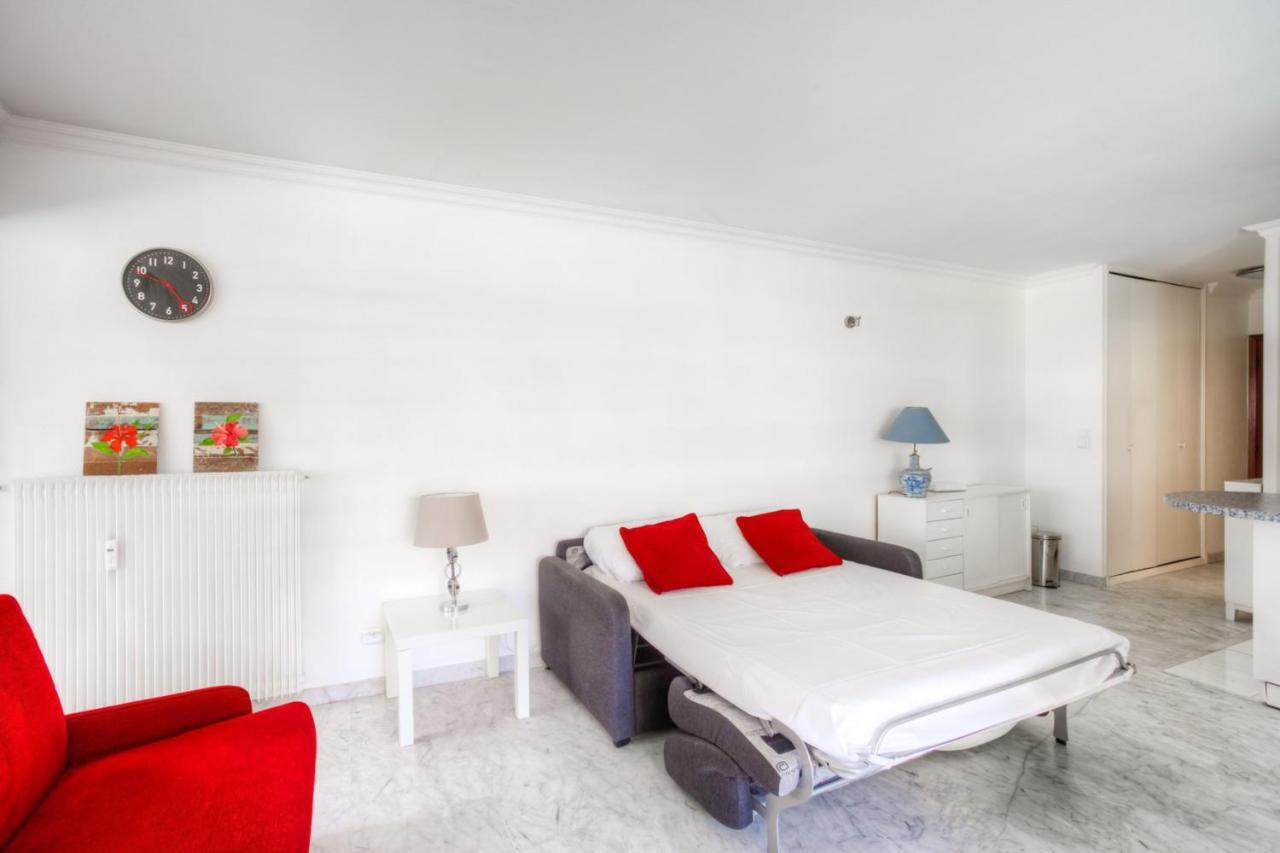 Les Lauriers Private Apartment Antibes Bagian luar foto